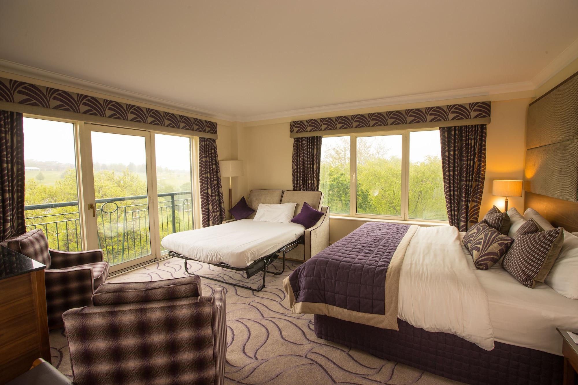 The Celtic Manor Resort Newport  Exterior foto A suite at the hotel