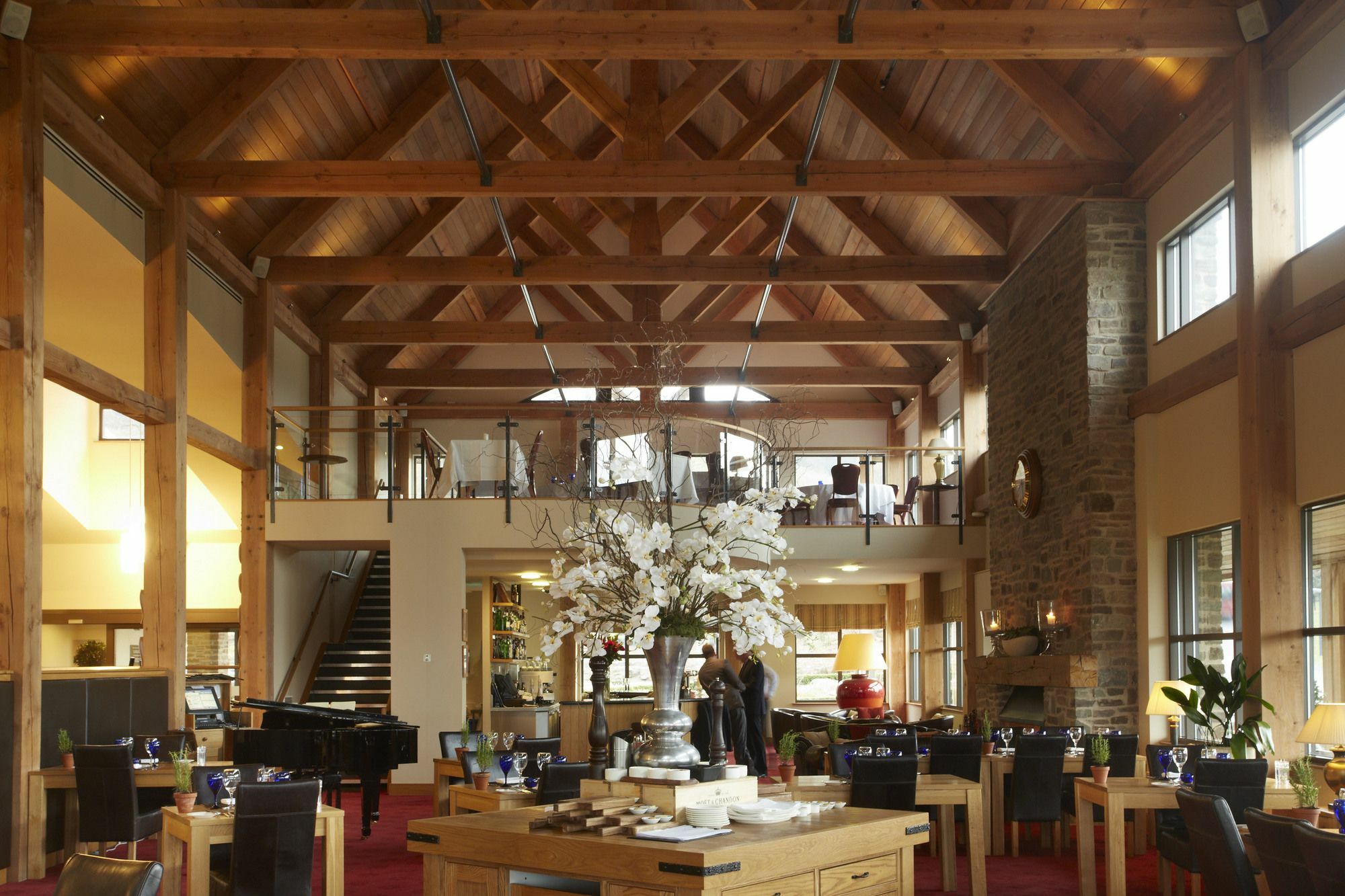 The Celtic Manor Resort Newport  Exterior foto The interior of the restaurant